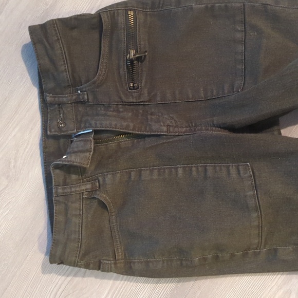 Divided skinny khaki denim. Barely worn - Picture 2 of 5